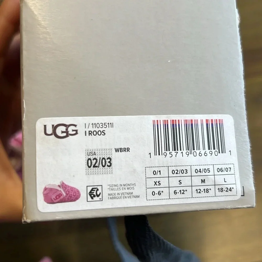 Ugg Roos Slippers Monogram Baby Girl Small 2/3 Soft Sole Suede